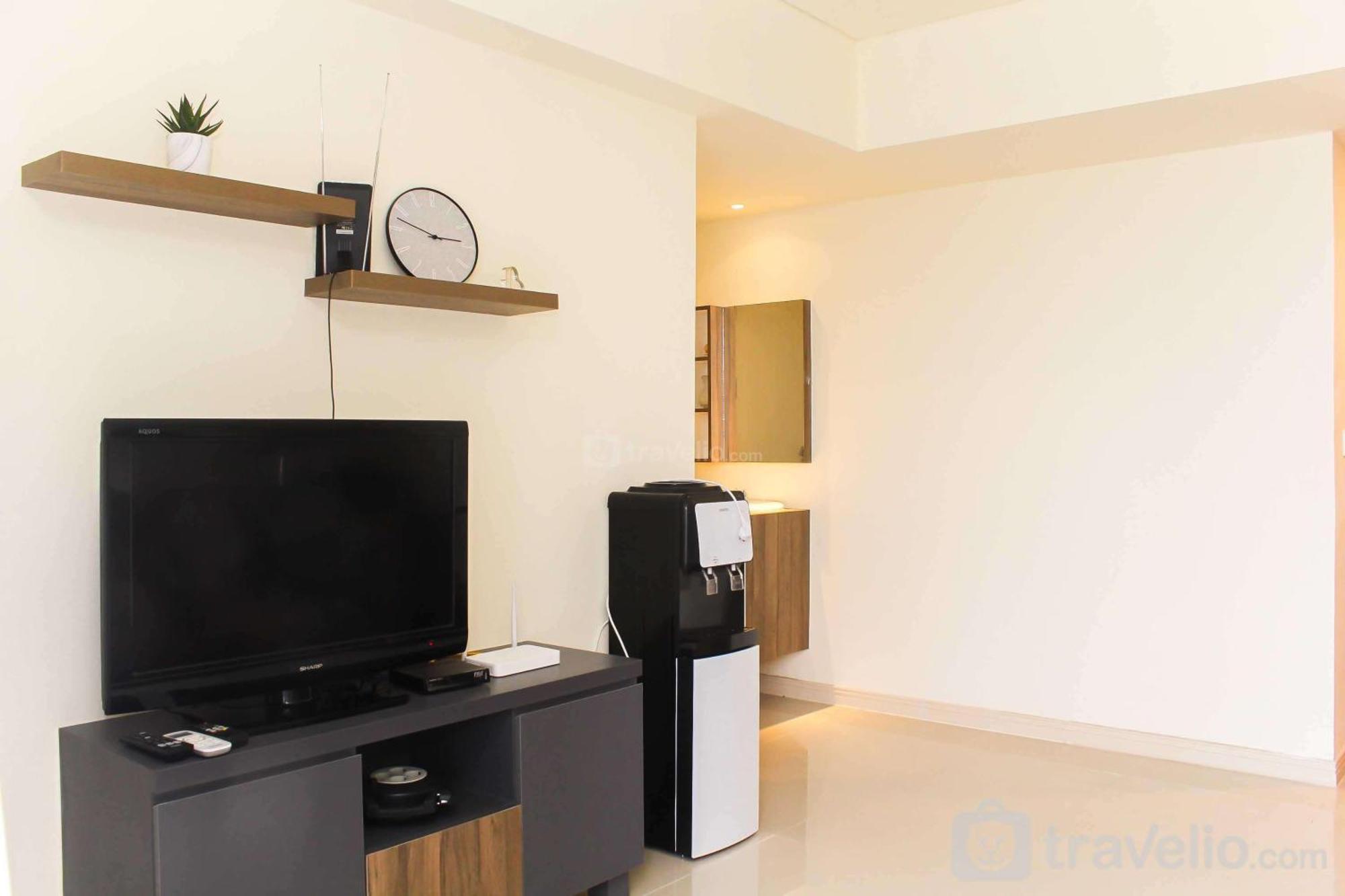 And Comfort 2br At Meikarta By Travelio *