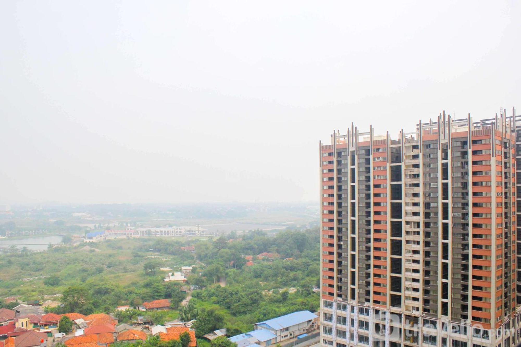And Comfort 2br At Meikarta By Travelio *