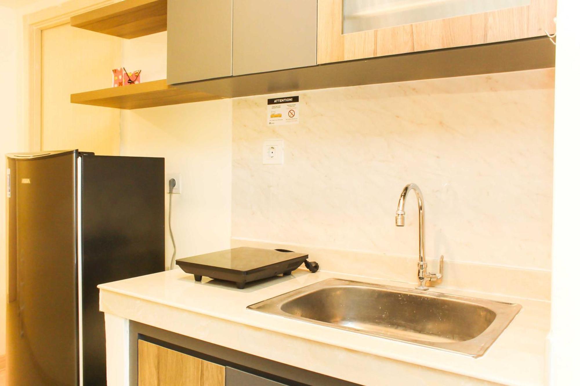 And Comfort 2br At Meikarta By Travelio Apartemen Bekasi
